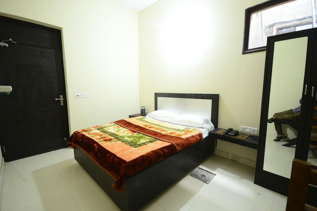 Hotel Mehra Inn Amritsar Eksteriør bilde