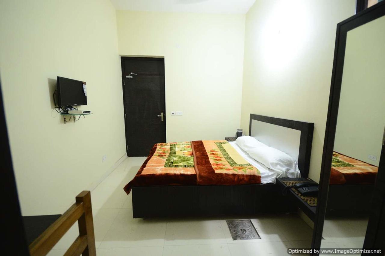 Hotel Mehra Inn Amritsar Eksteriør bilde